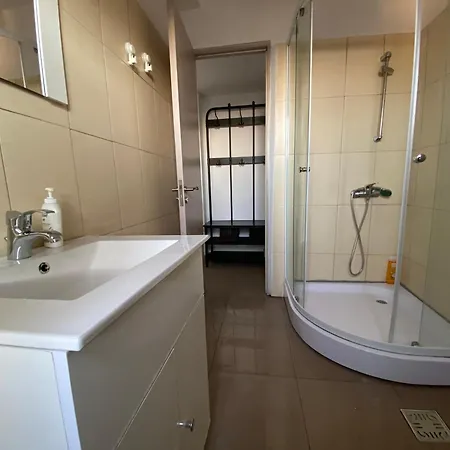 Gorgeous Near Old Town Apartament Bukareszt